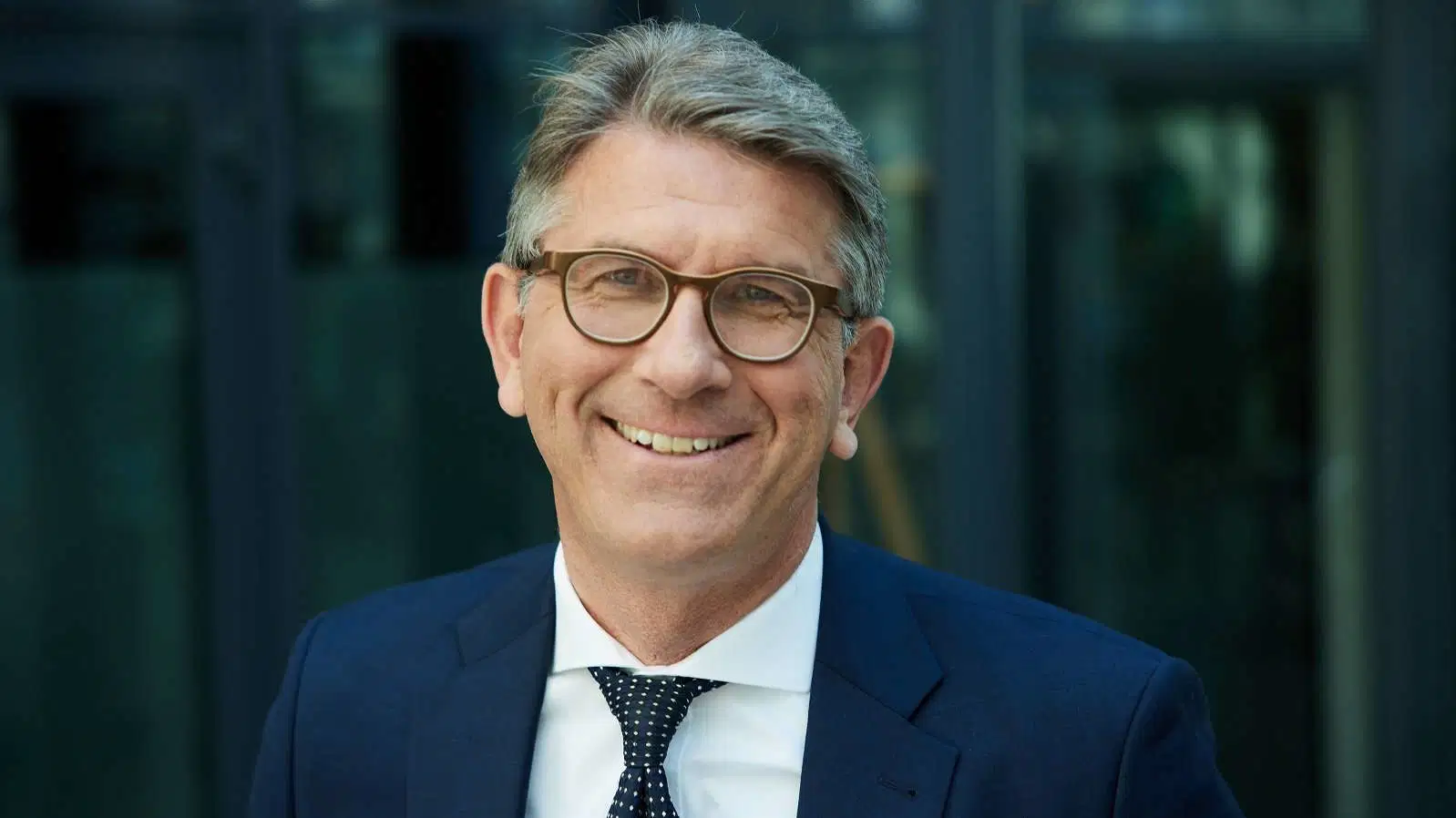 Ministro de Cultura prohíbe a sus trabajadores usar lenguaje inclusivo